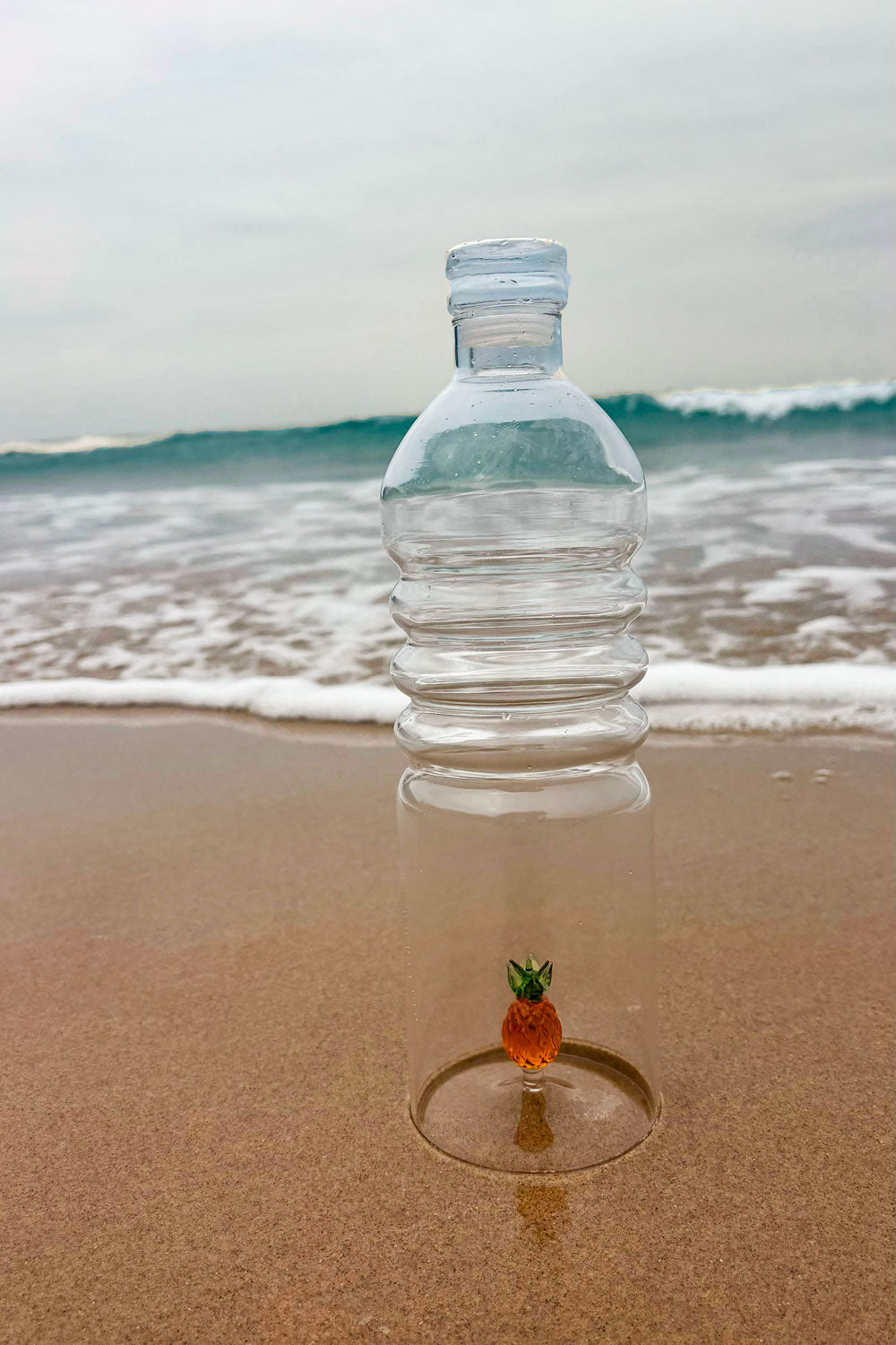 Detalle Tapón Botella De Cristal Con Figura Piña Cristina Oria 