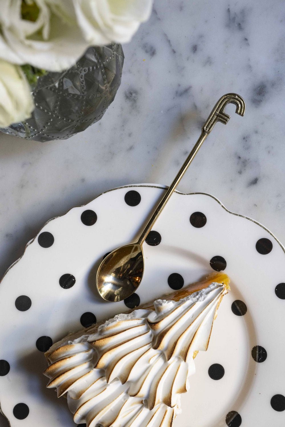 Cucharita de Bronce Inicial F