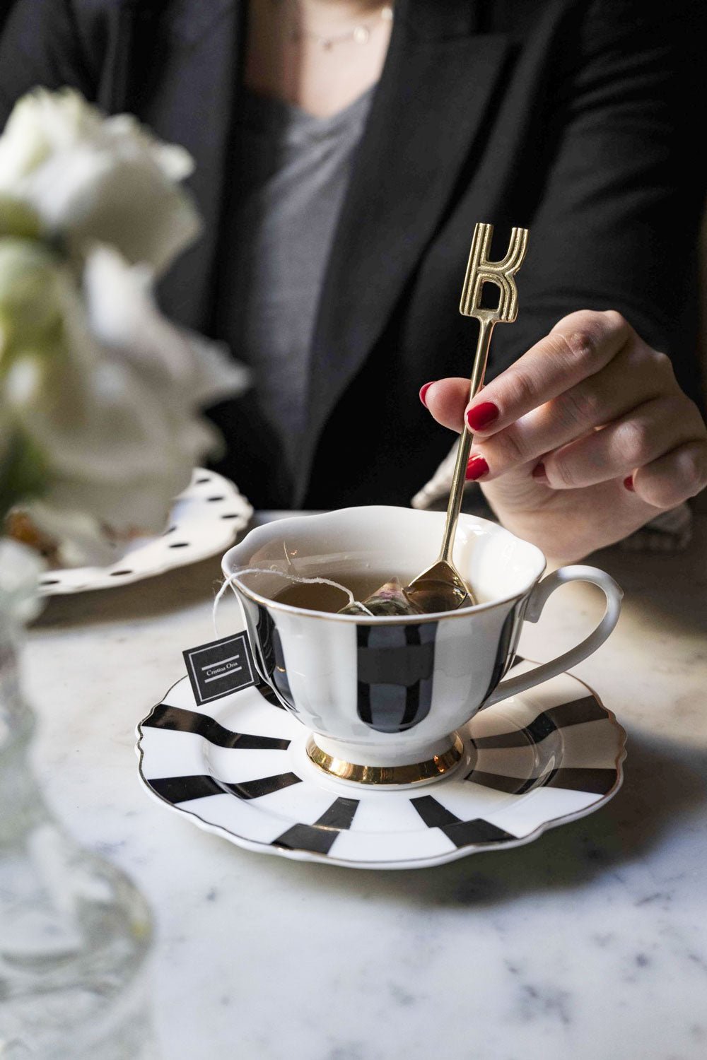 Teelöffel aus Bronze mit Initiale K