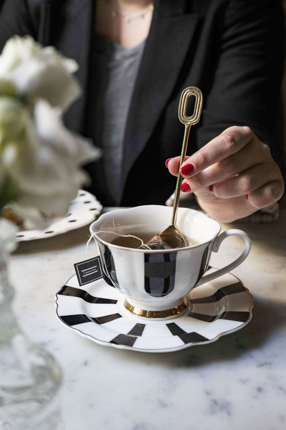 Cuillère dorée initiale O