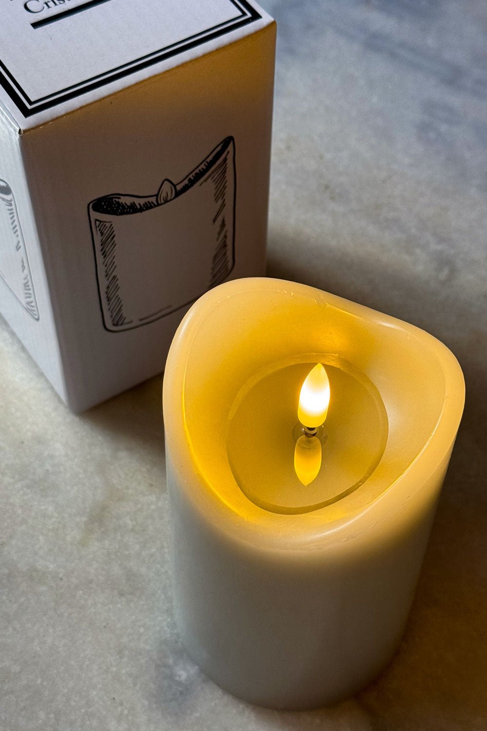 Detalle Vela Gris LED Cristina Oria 