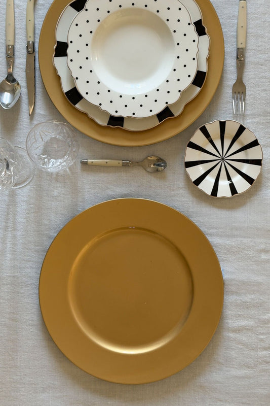 Prato de Apresentação Dourado