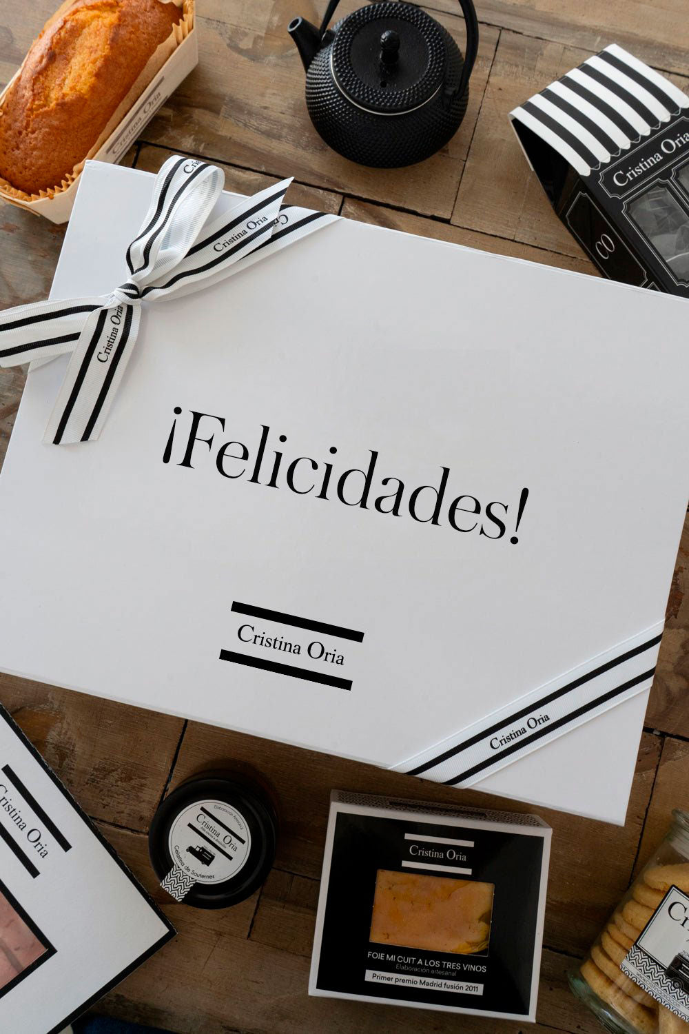 Caja Tetera De Cristal, Té & Dulces Felicidades Cristina Oria