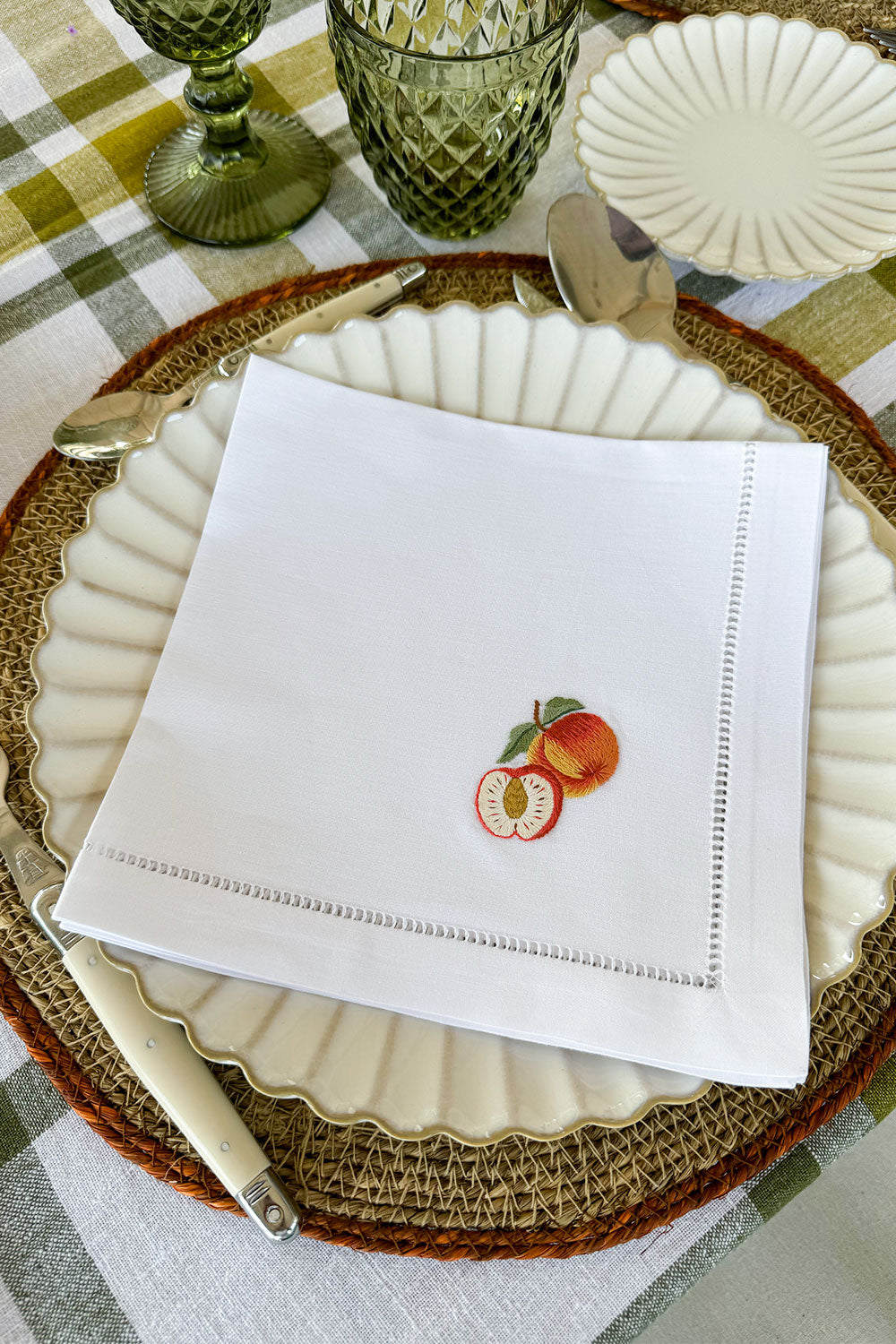 Ensemble de 6 serviettes brodées à la main avec un motif de fruits