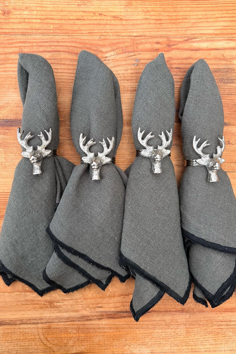 Set De 4 Servilleteros Con Diseño De Ciervo Cristina Oria 