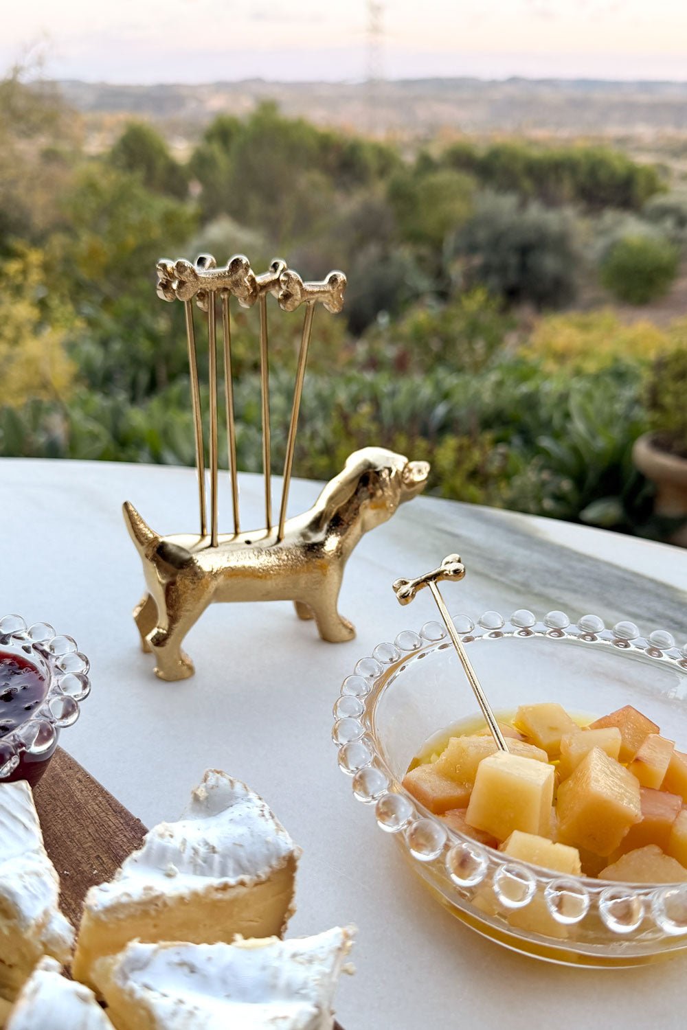 Perro Con Set De 6 Tenedores Especiales Aperitivo De Bronce Cristina Oria 