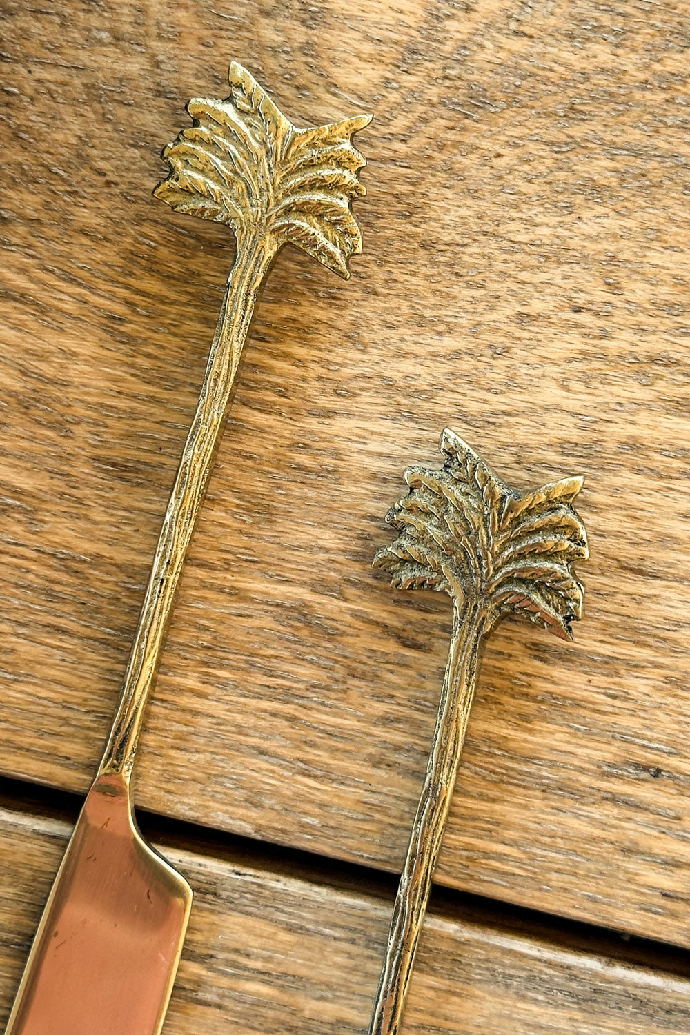 Zoom Set De 2 Cuchillos De Bronce Con Diseño De Palmeras Cristina Oria