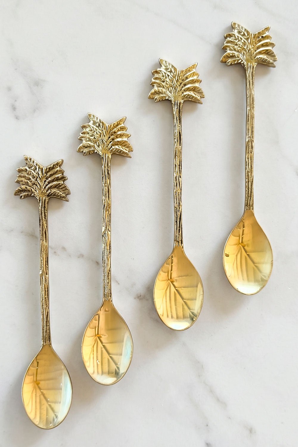 Set De 4 Cucharas De Bronce Con Diseño De Palmeras