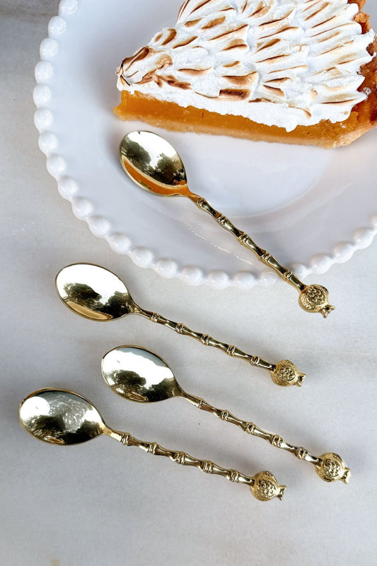 Set De 4 Cucharitas De Bronce Con Diseño De Granadas
