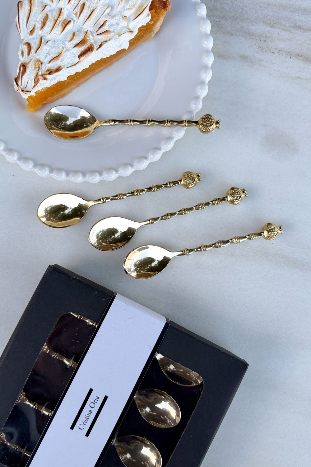 Detalle Set De 4 Cucharitas De Bronce Con Diseño De Granadas Cristina Oria 