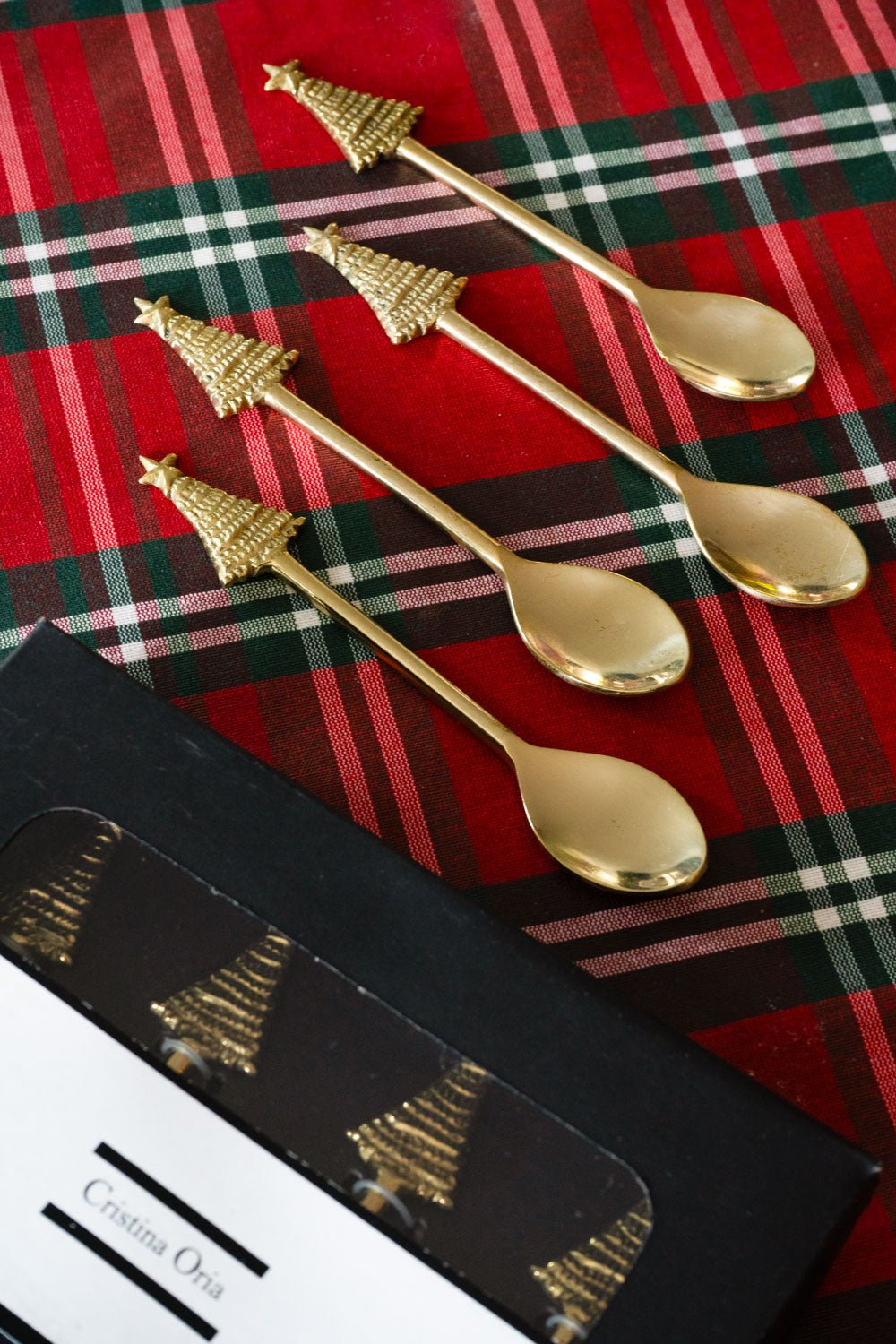Set De 4 Cucharitas De Bronce Con Diseño De Árbol Navidad