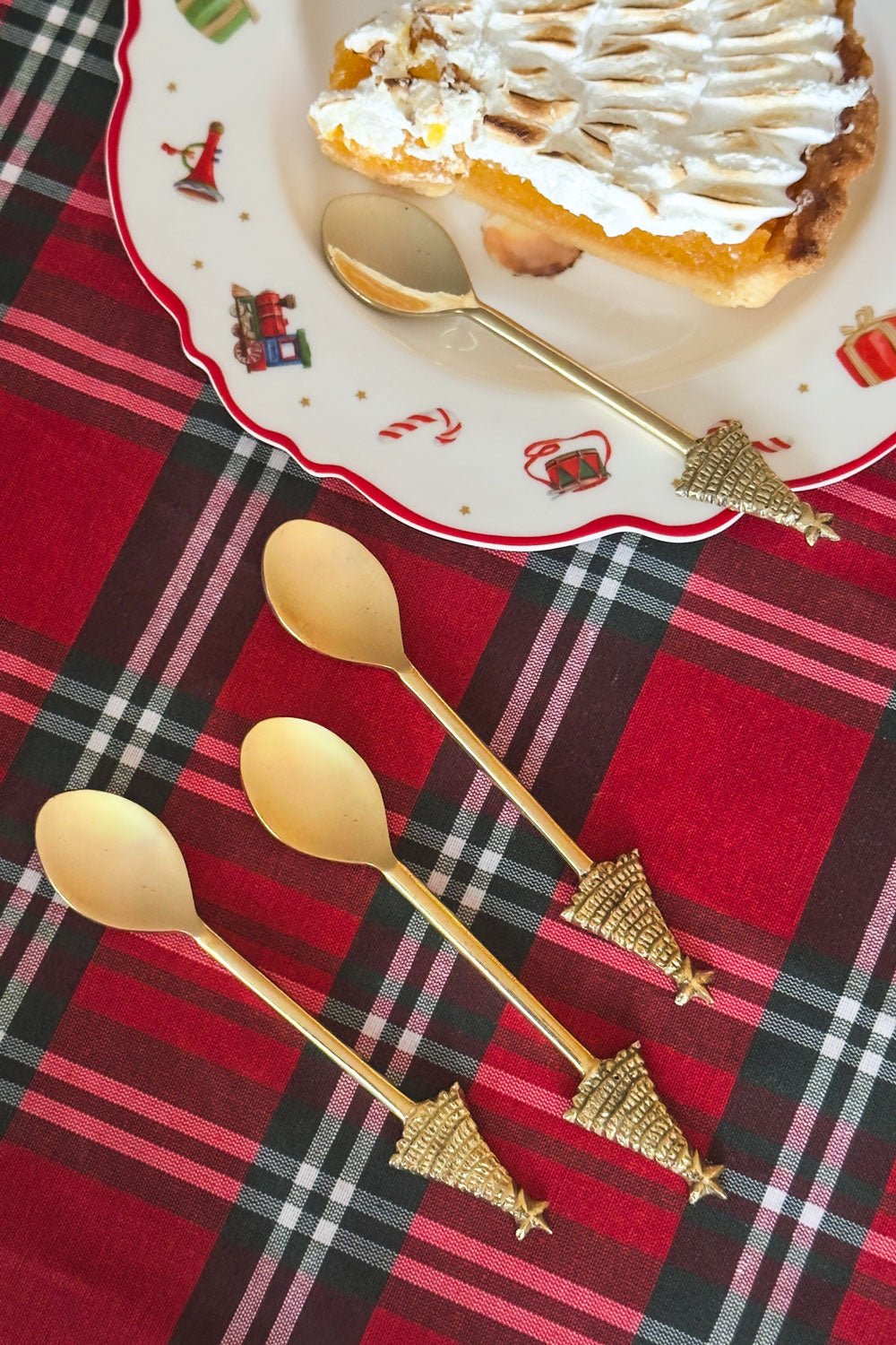Set De 4 Cucharitas De Bronce Con Diseño De Árbol Navidad