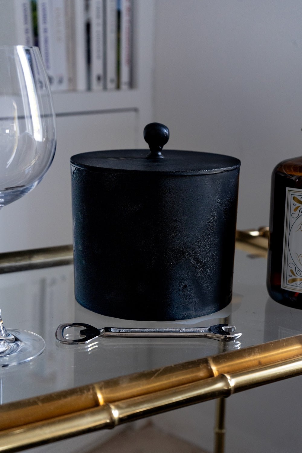 Cubitera Negra Con Tapa Pequeña | Cristina Oria