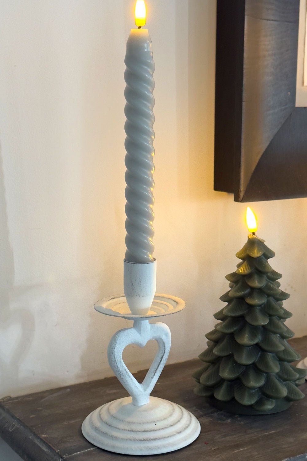 Candelabro De Hierro Blanco Corazón Cristina Oria 