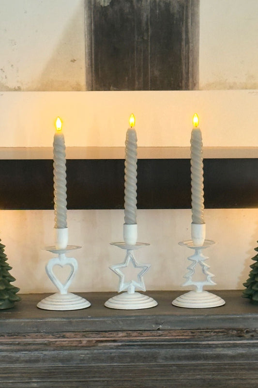 Detalle Candelabro De Hierro Blanco Cristina Oria 