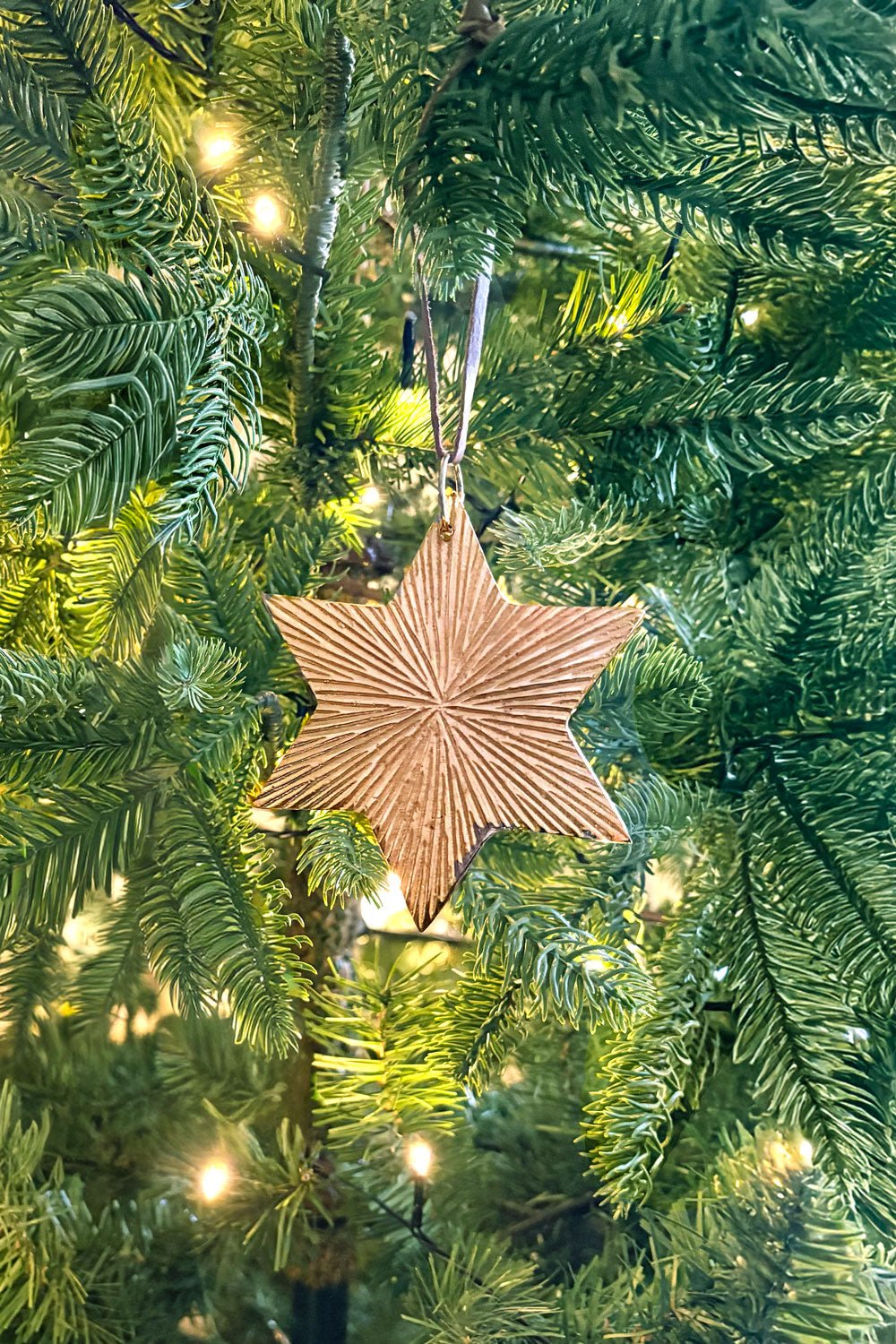 Adorno Estrella Metálica Dorada Cristina Oria 