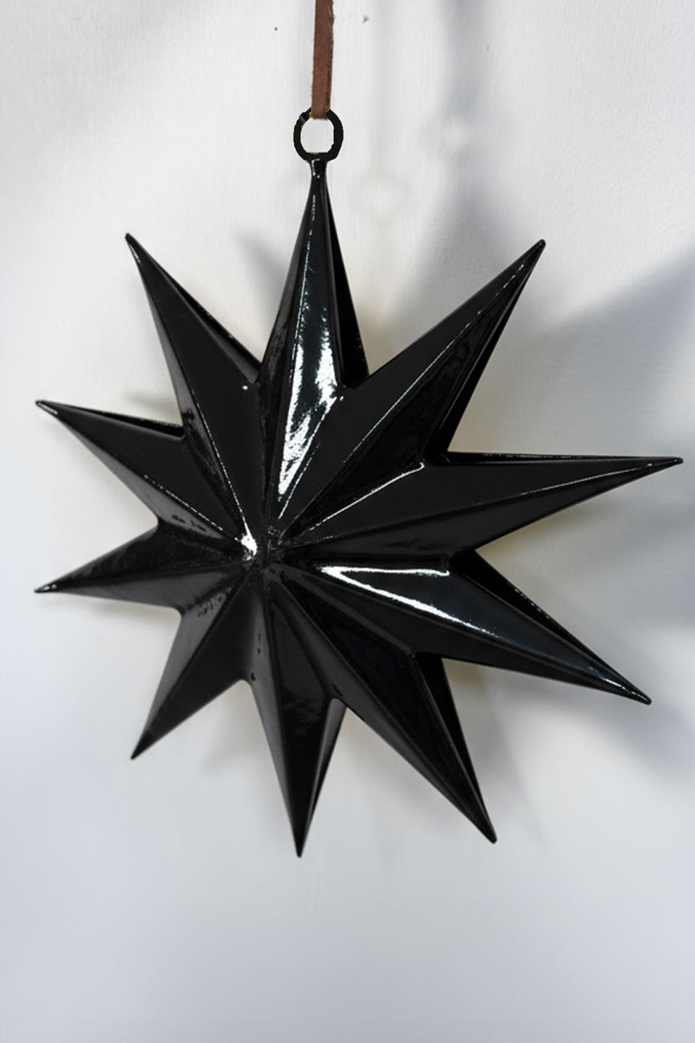 Décoration Étoile Métallique Noire Moyenne