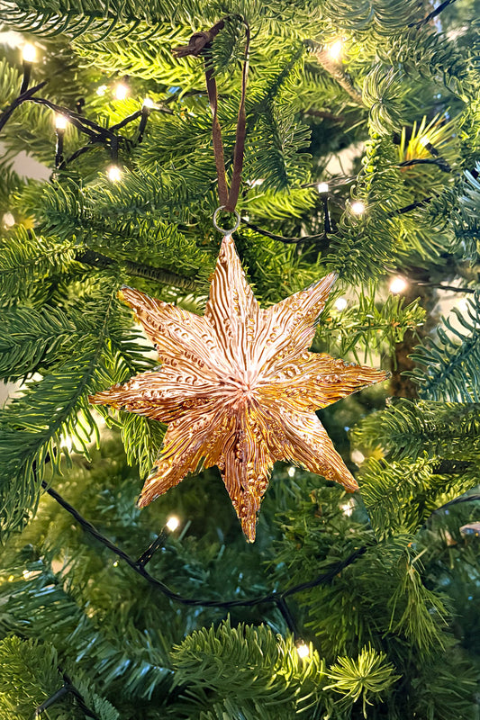 Adorno Estrella Metálica Dorada Mediano Cristina Oria 