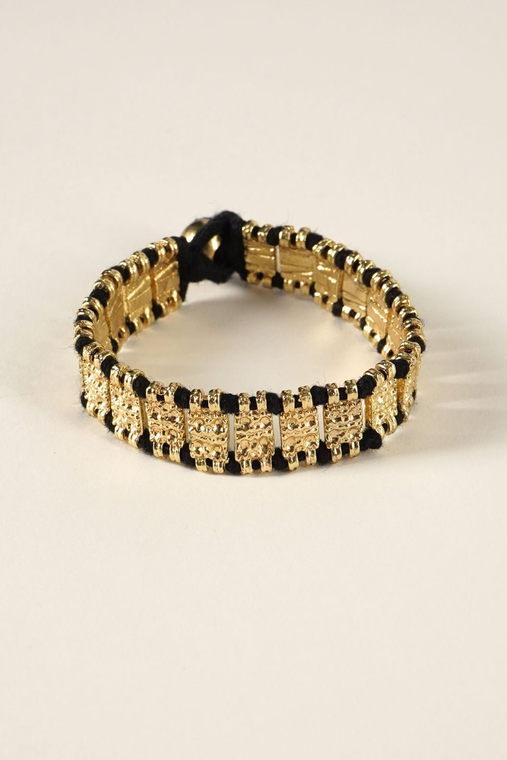 Pulsera Dorada y Negra Con Eslabones Cristina Oria 