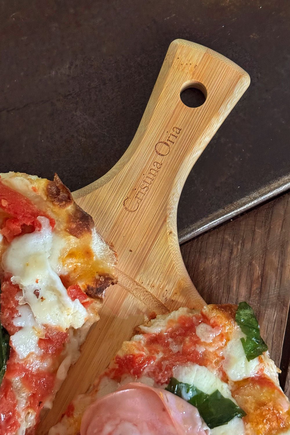 Detalle Mango Tabla De Bambú Especial Para Pizza Cristina Oria 