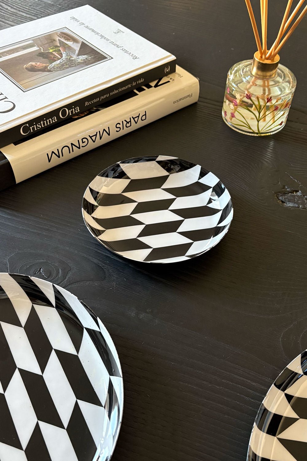 Bandeja Redonda Blanca Y Negra Pequeña Cristina Oria 