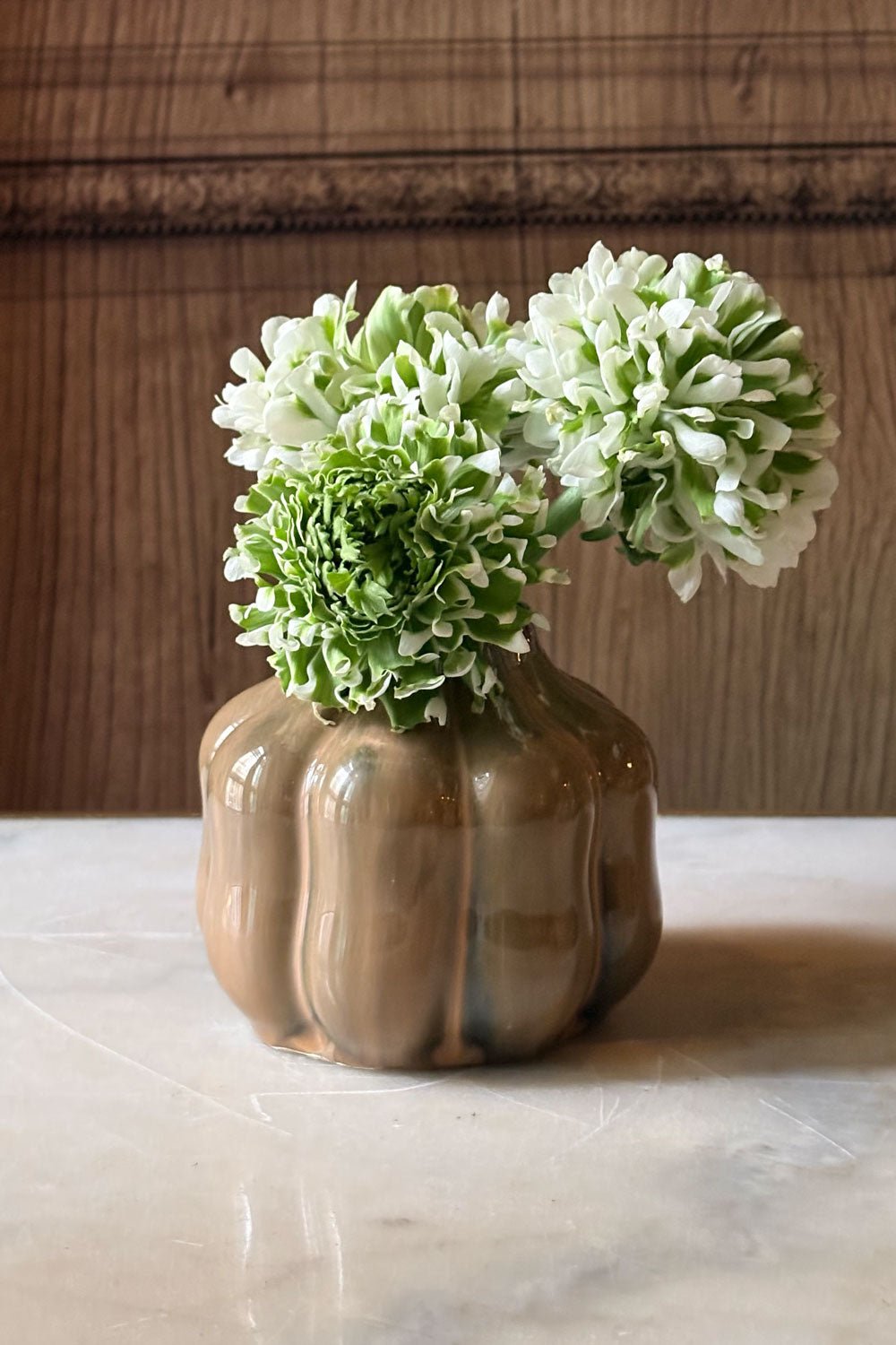 Vaso artesanal Aurelia marrom esmaltado