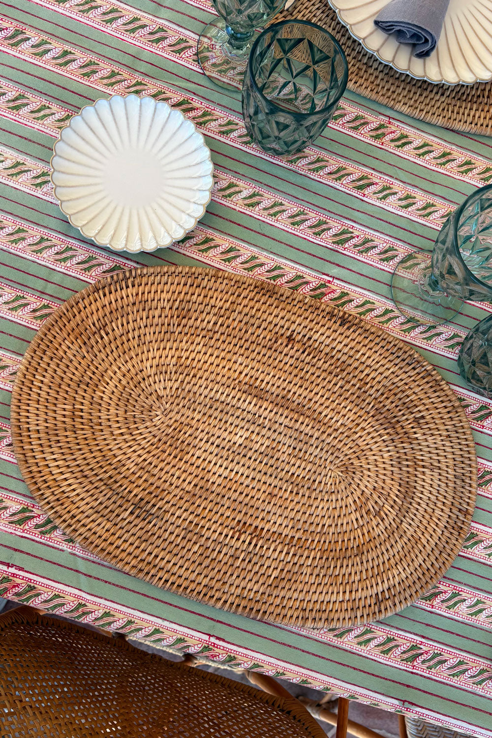 Detalles Individual Oval De Ratán Marrón Natural Cristina Oria