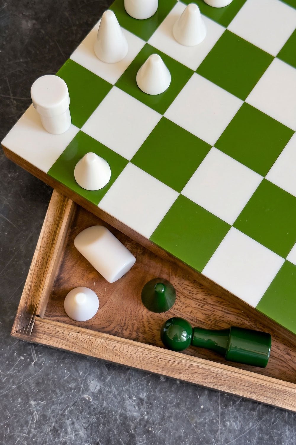 Detalles Ajedrez De Madera Diseño Verde Cristina Oria
