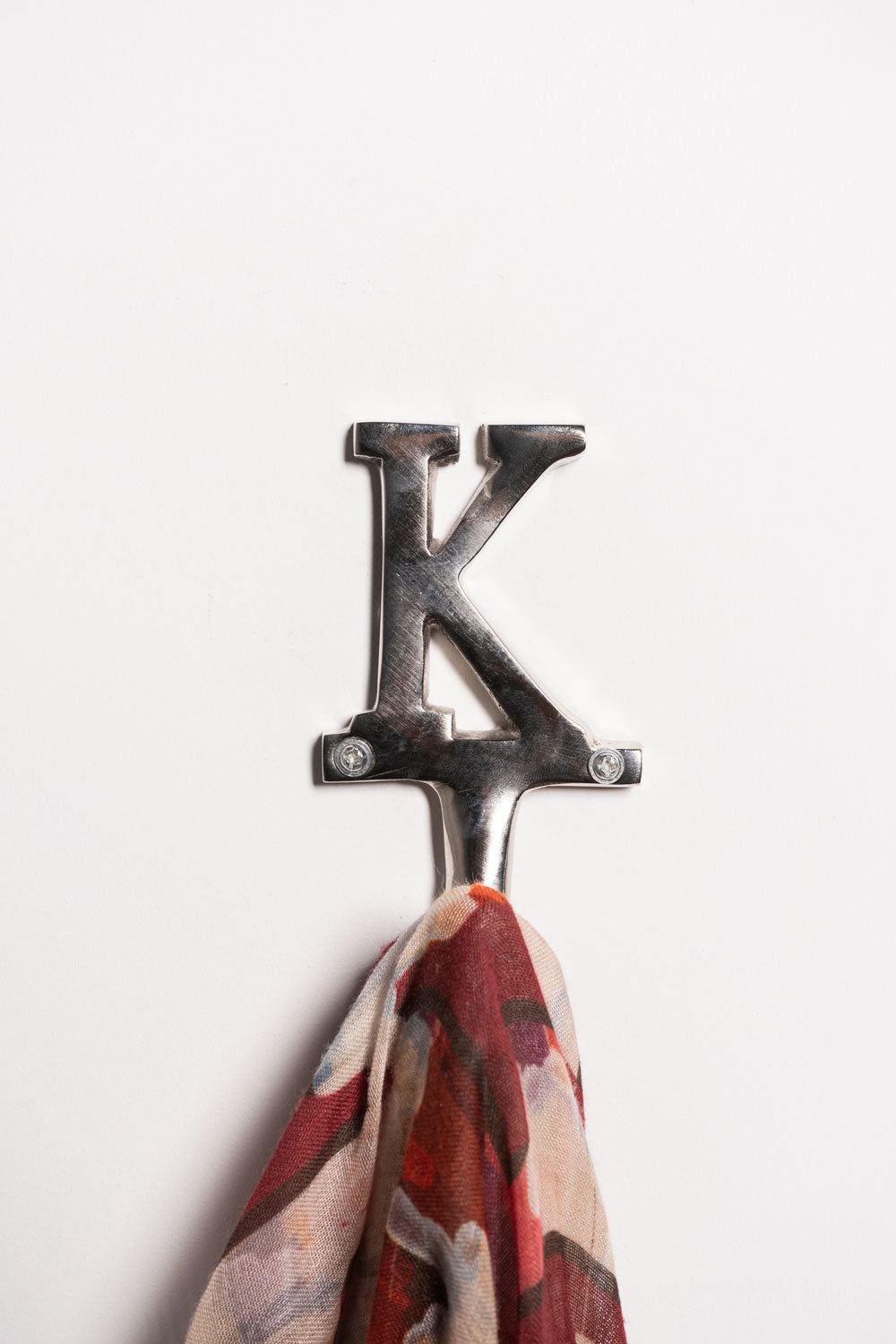 K Colgador Con Diseño De Inicial Cristina Oria