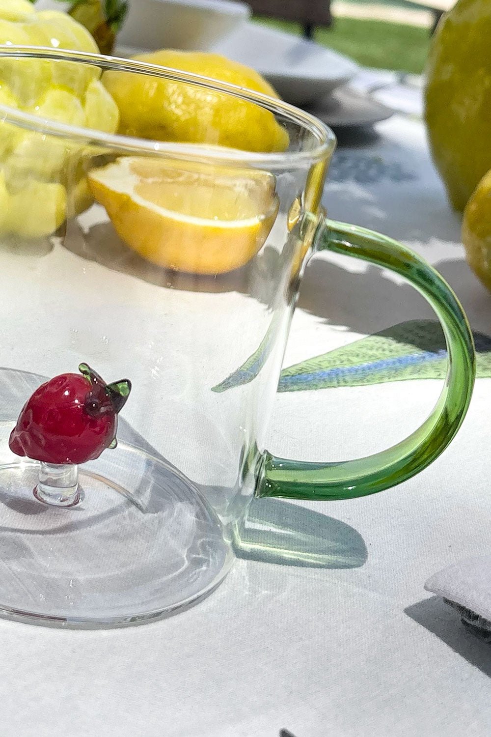 Detalles Taza Vidrio Con Figura De Frutas Cristina Oria
