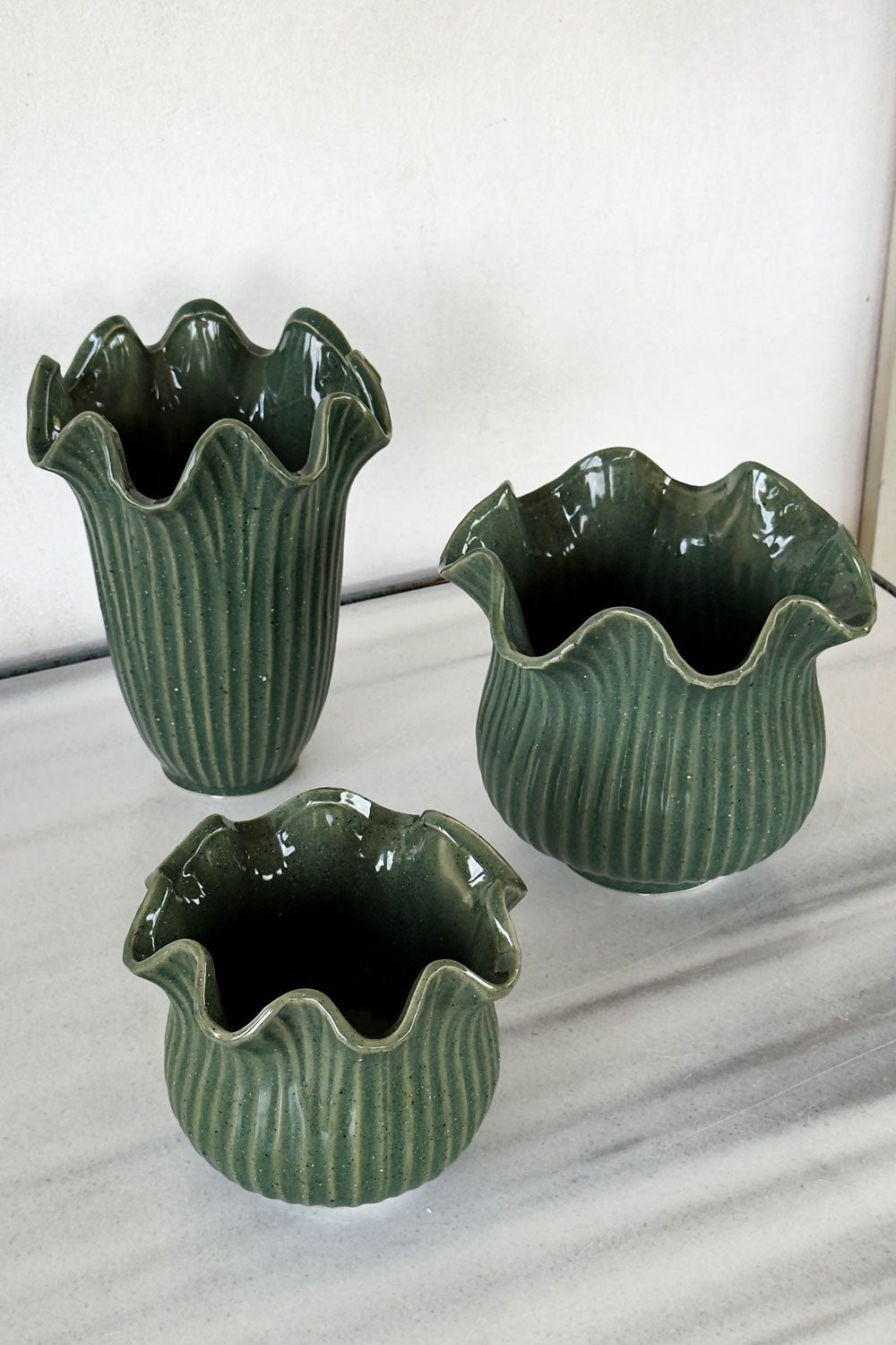 Trio Jarrón Alto De Cerámica Diseño Botánico Jade Cristina Oria