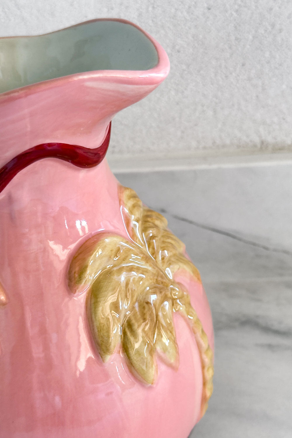 Detalles Jarra Rosa Diseño Palmera Tropical Cristina Oria