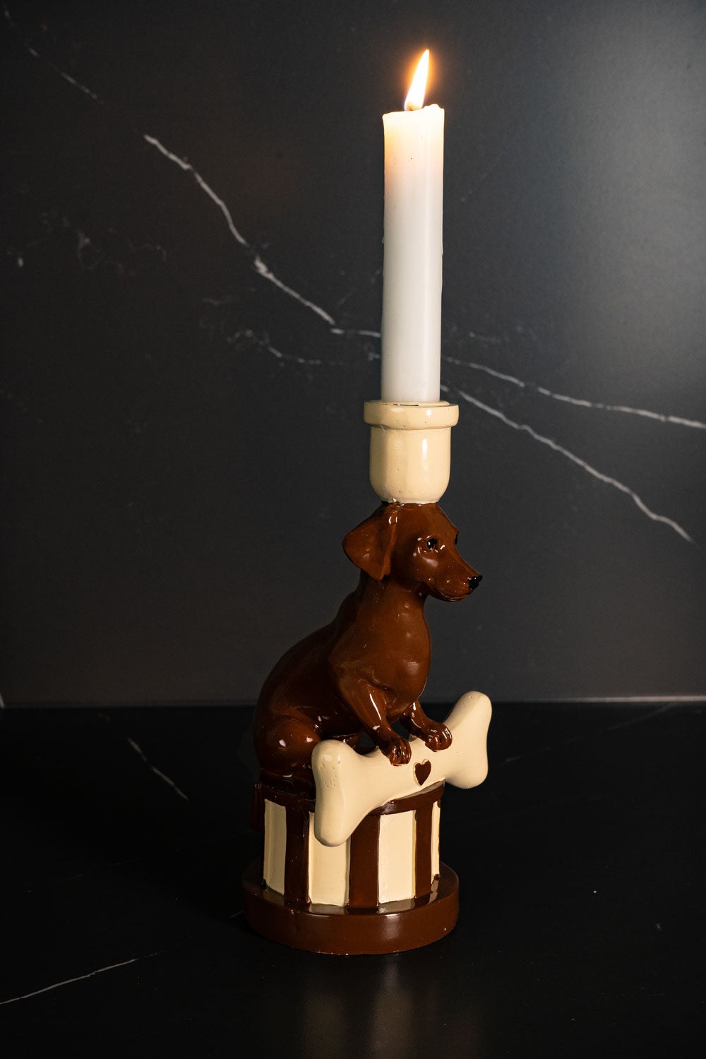 Candelabro Diseño Teckel Marrón Cristina Oria