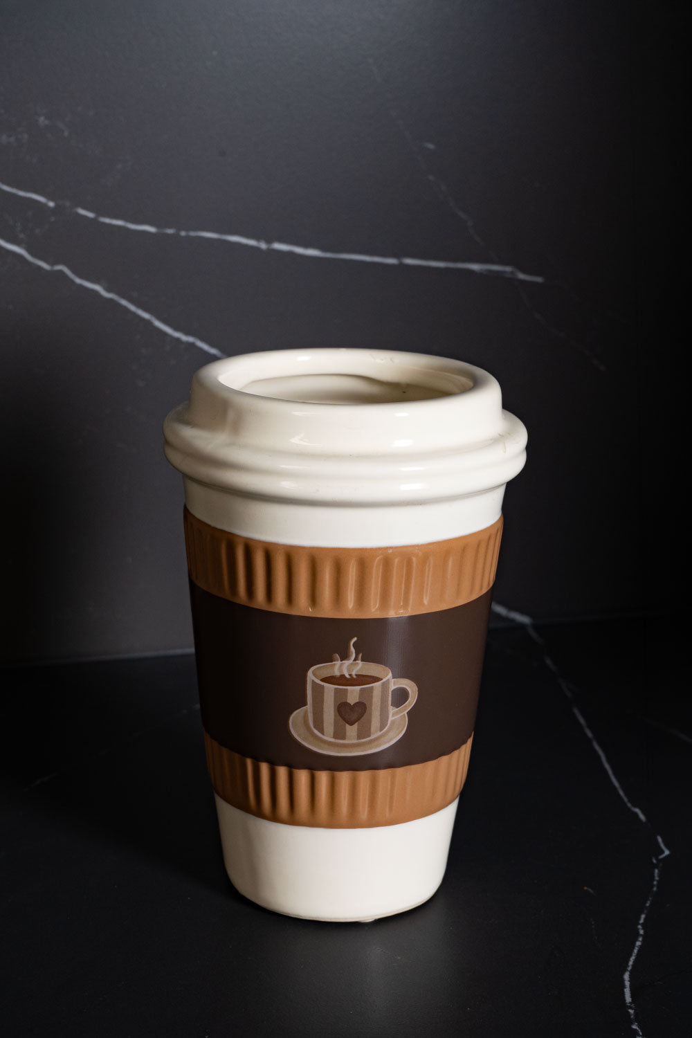 Detalles Jarrón Diseño Vaso De Café Cristina Oria