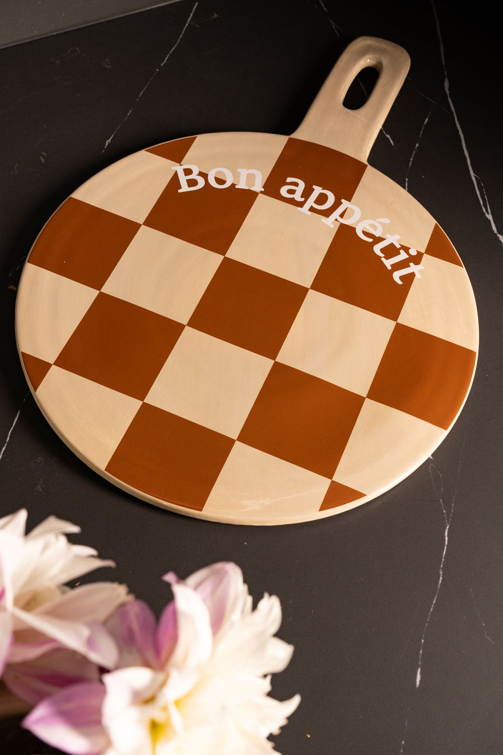 Detalles Tabla Con Mango Diseño Cuadros "Bon Appétit" Cristina Oria