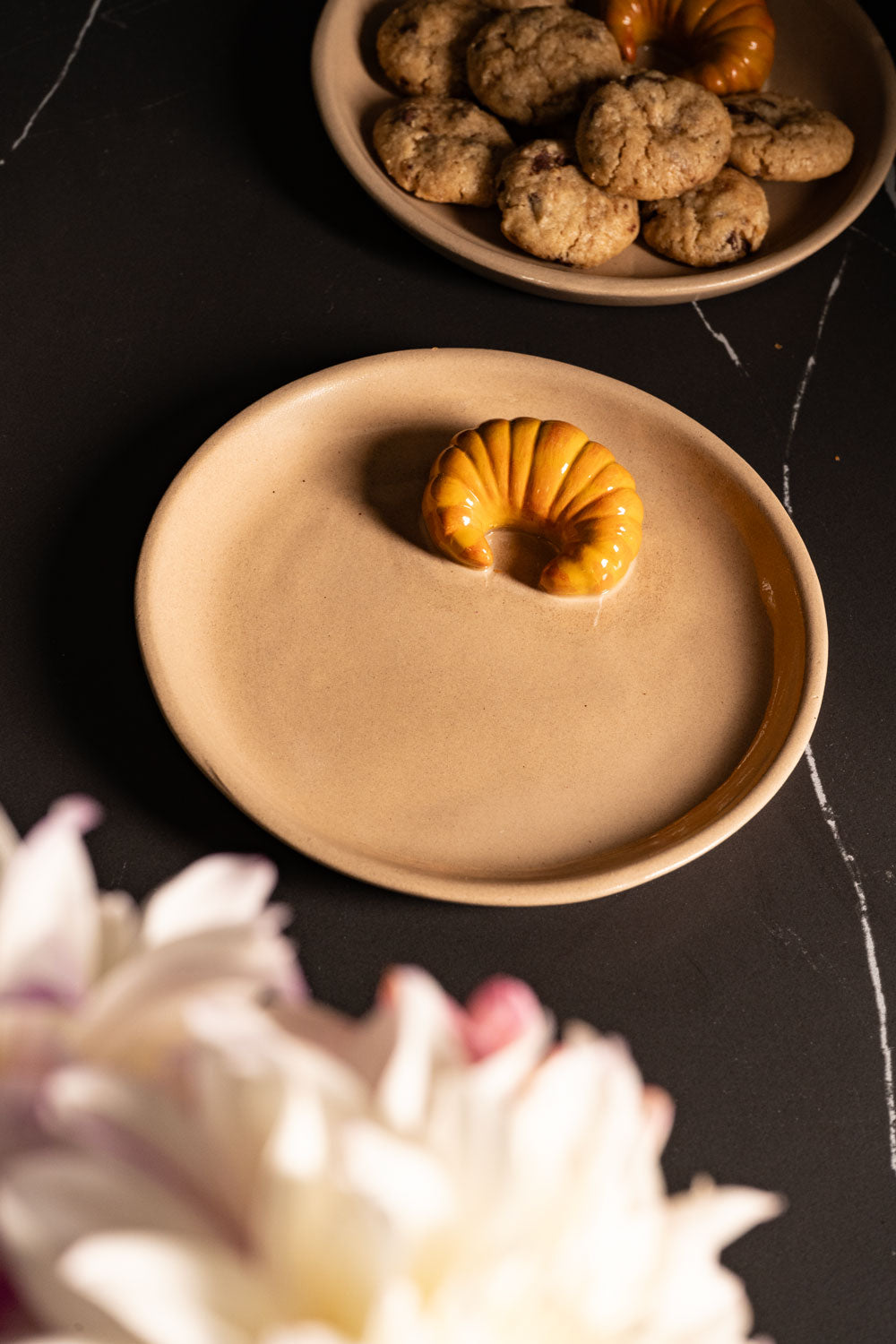 Plato Diseño Figura Croissant Cristina Oria