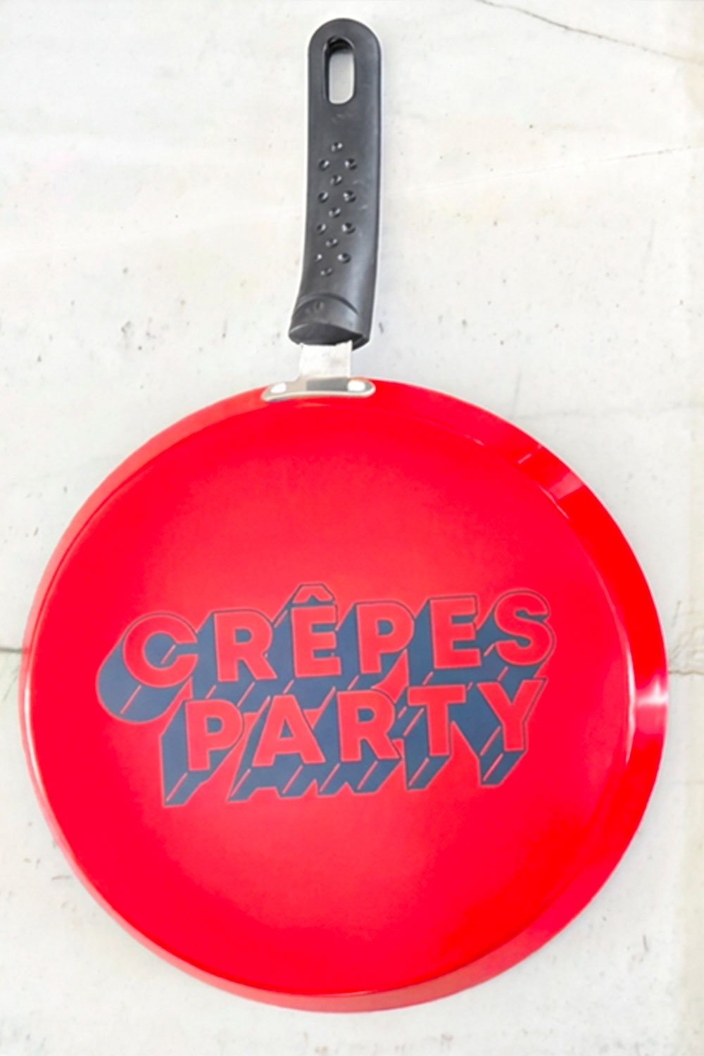 Detalle Sartén Especial Para Crêpes Roja Cristina Oria