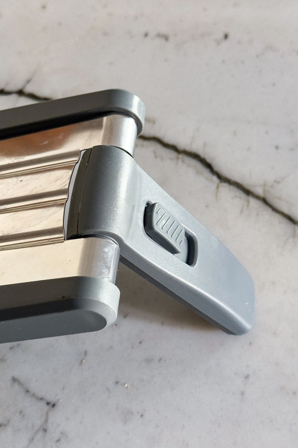 Detalle Cinco Rallador Mandolina Cristina Oria 