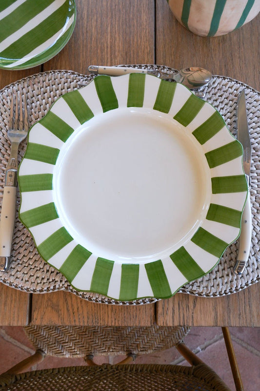 Plato Llano Rayas Verdes Cristina Oria 