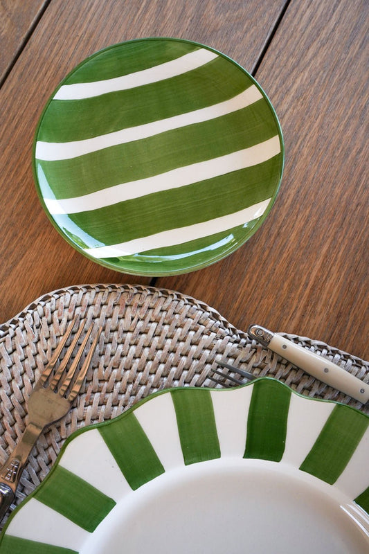 Plato De Pan Rayas Verdes Cristina Oria 