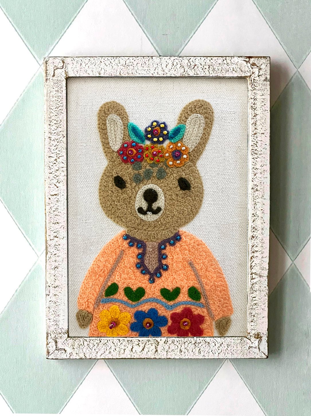 Tableau Enfant Portrait Lapin Brodé