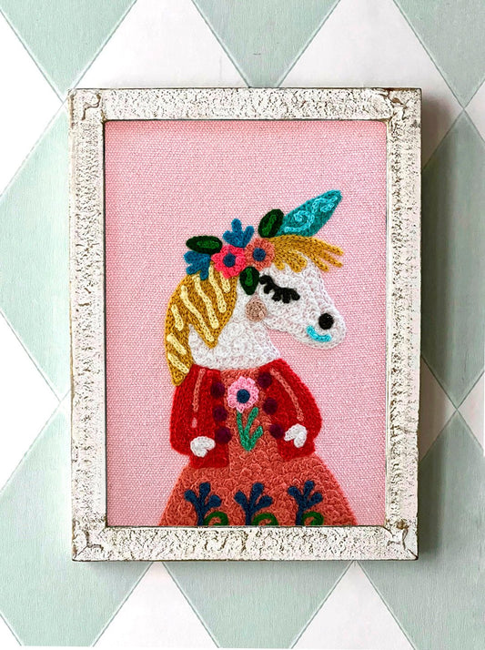 Tableau Enfant Portrait Licorne Brodé