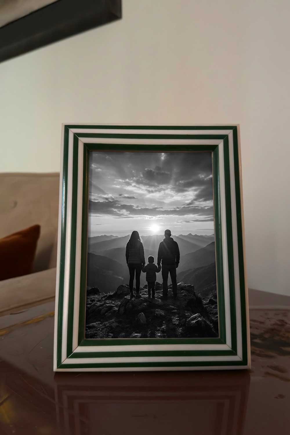 Marco De Fotos De Resina Con Diseño De Rayas Blancas Y Verdes