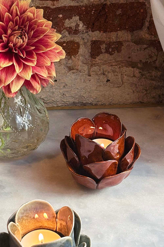 Portavelas Flor De Loto Marrón Cristina Oria 