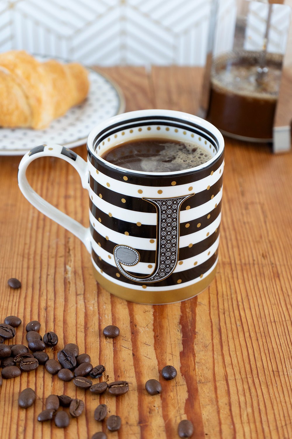 Saco de caneca com iniciais e biscoitos sem glúten especial professores