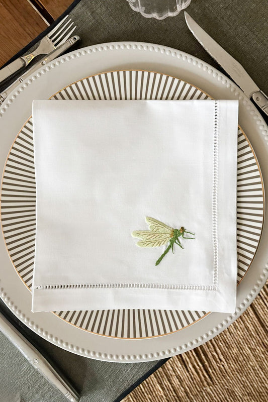 Servilleta Bordada A Mano Con Diseño De Libélula Verde Cristina Oria 