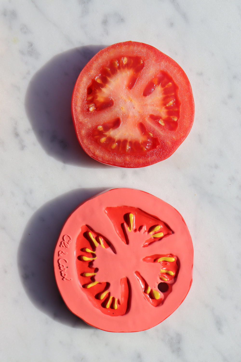 Detalle Mordedor Para Bebés Con Diseño De Tomate Cristina Oria 