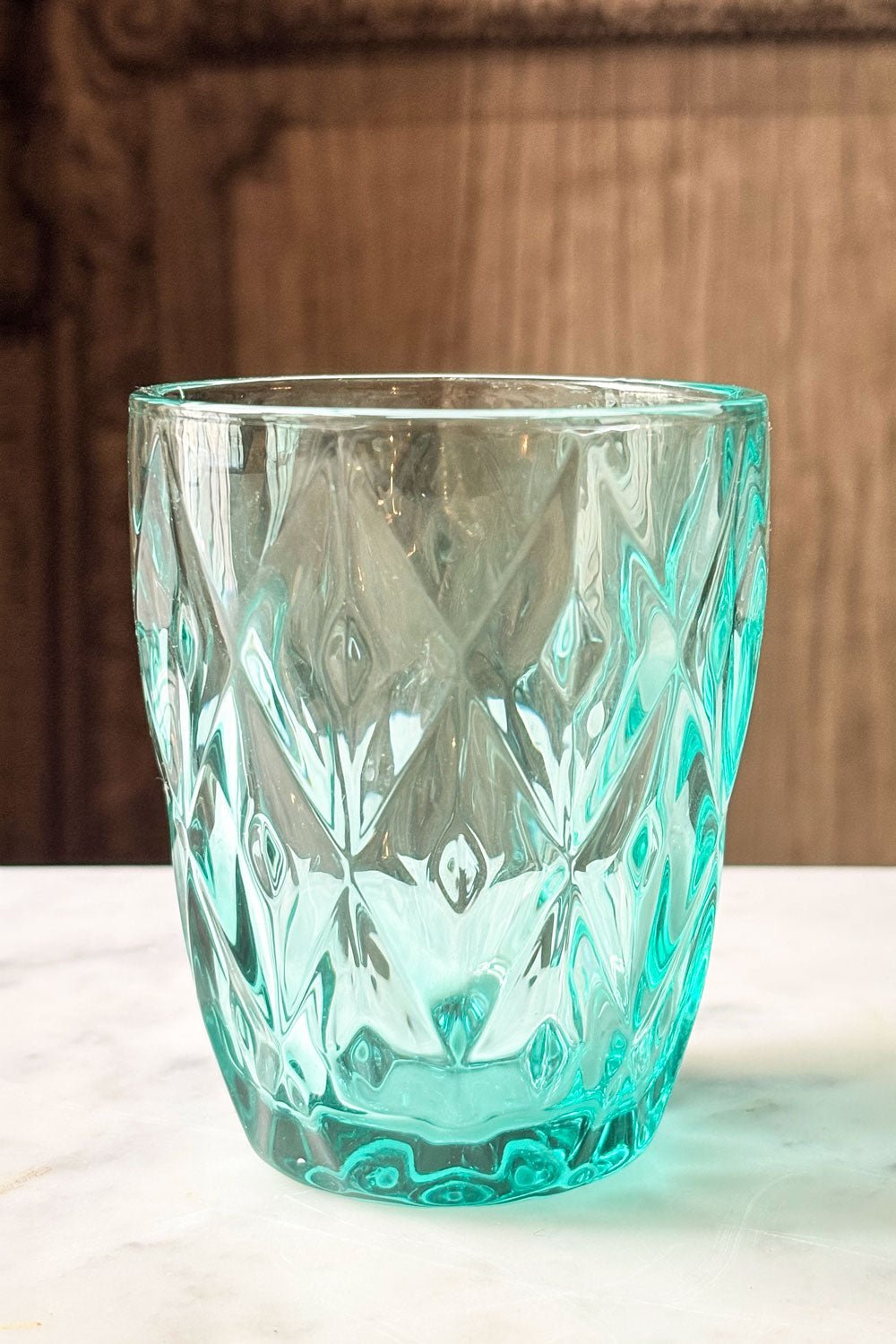 Detalle Vaso Set 12 Piezas Cristalería Azul Turquesa Diseño Rombos Cristina Oria 