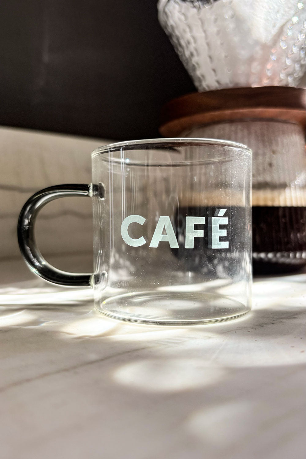 Taza Café De Vidrio Con Asa De Colores Negro Cristina Oria