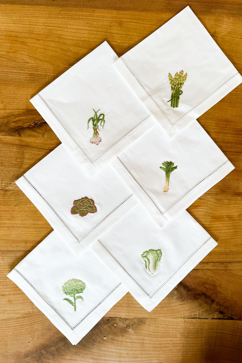 Set de 6 Servilletas Bordadas a Mano con Diseño de Verduras Cristina Oria